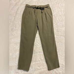 H&M high wasted green pants size 8